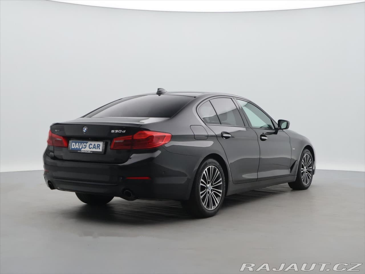 2019 BMW 5-SERIES - 7