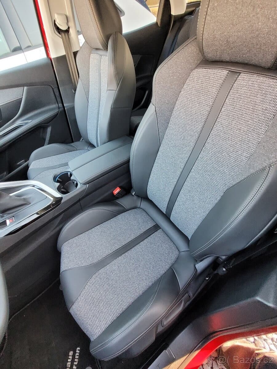 2019 Peugeot 3008 - 15