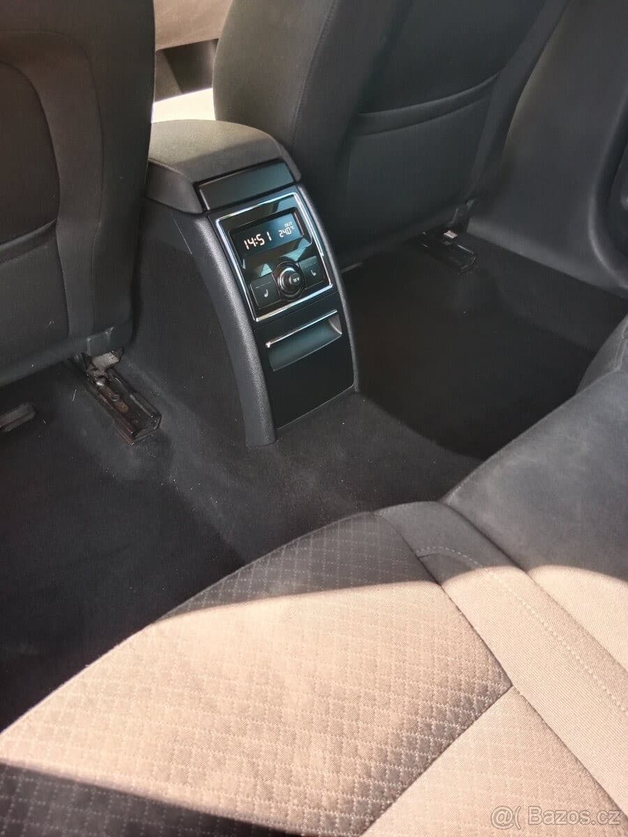 2013 Škoda SUPERB - 11