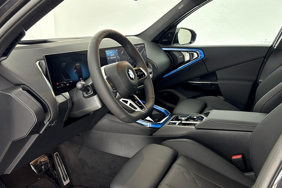 2025 BMW X3 - 11