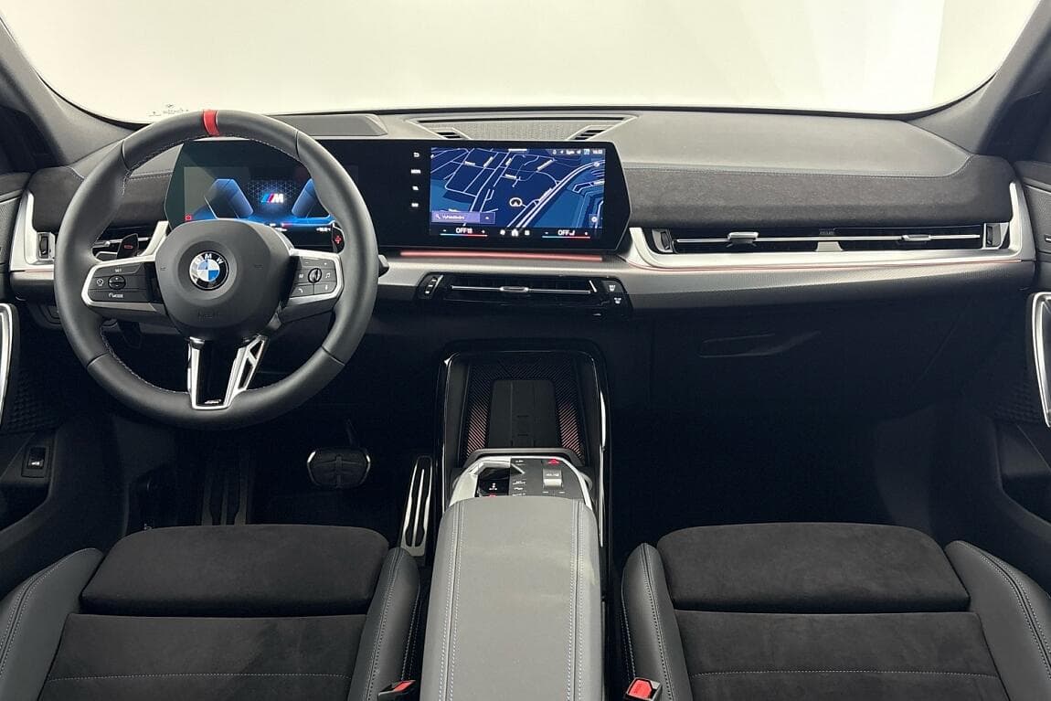 2025 BMW X2 - 31