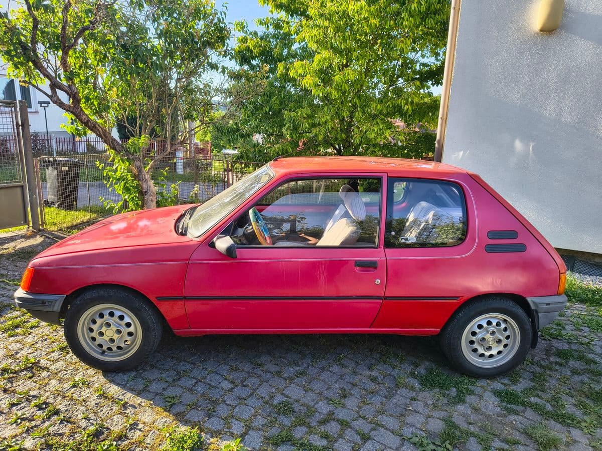 1988 Peugeot 205