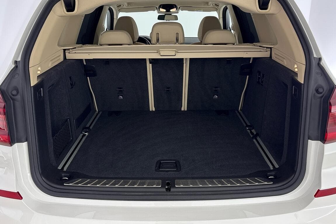 2021 BMW X3 - 17