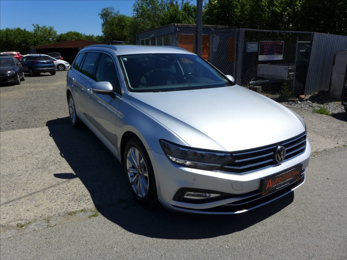 2021 Volkswagen PASSAT - 3