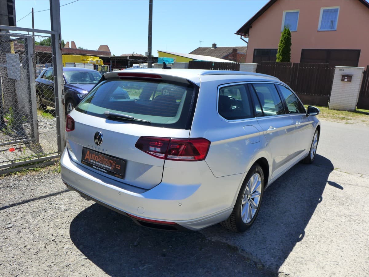 2021 Volkswagen PASSAT - 5