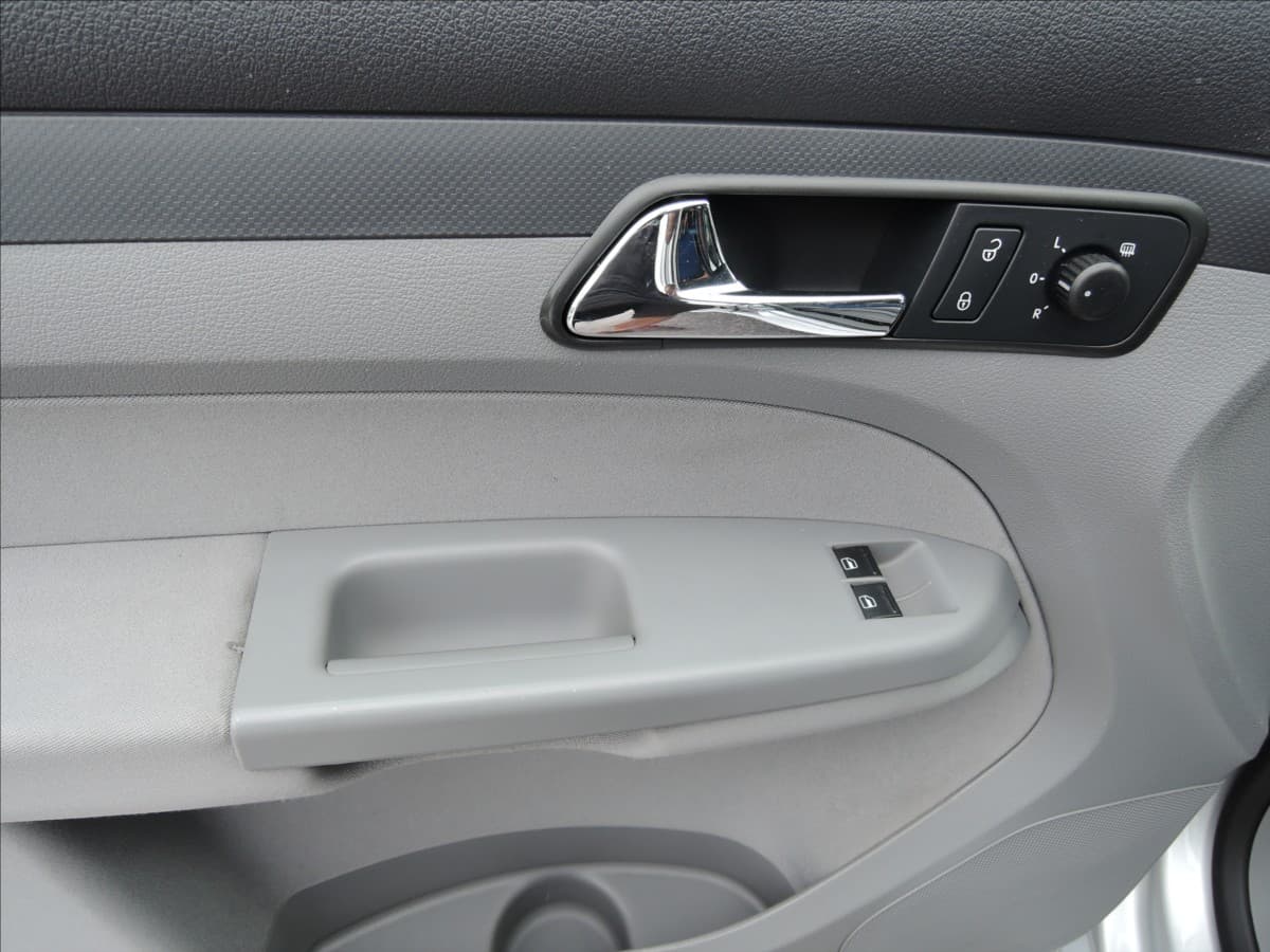 2010 Volkswagen CADDY - 10
