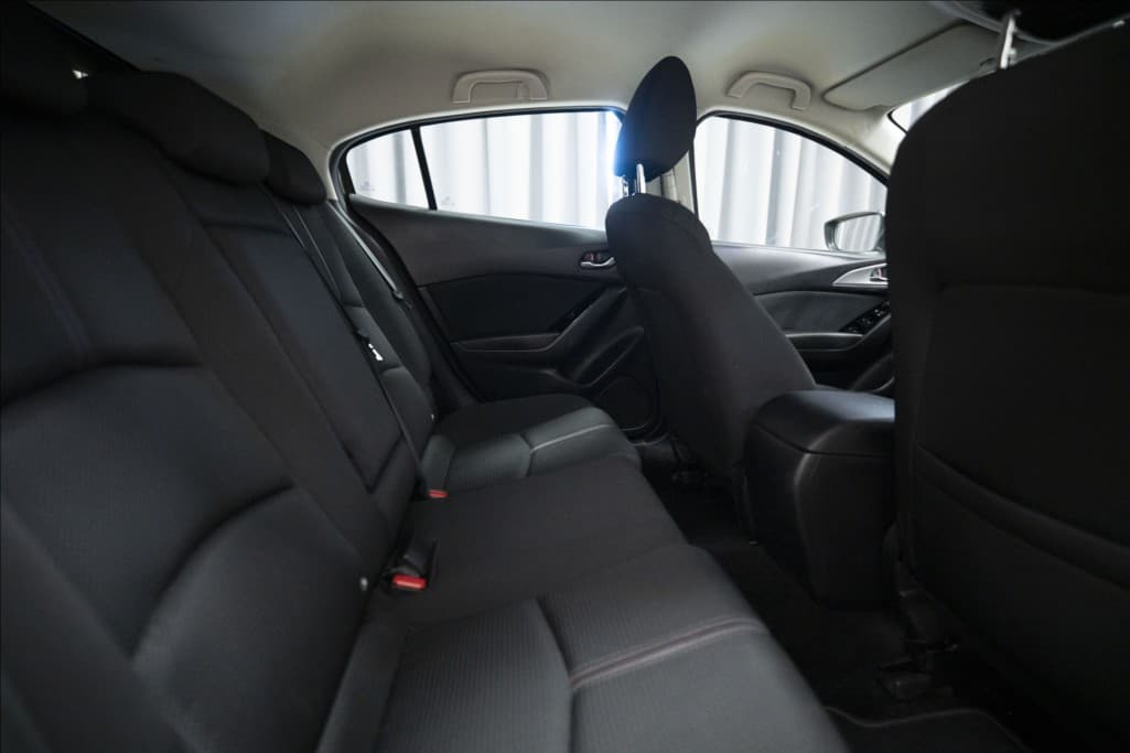 2018 Mazda 3 - 12