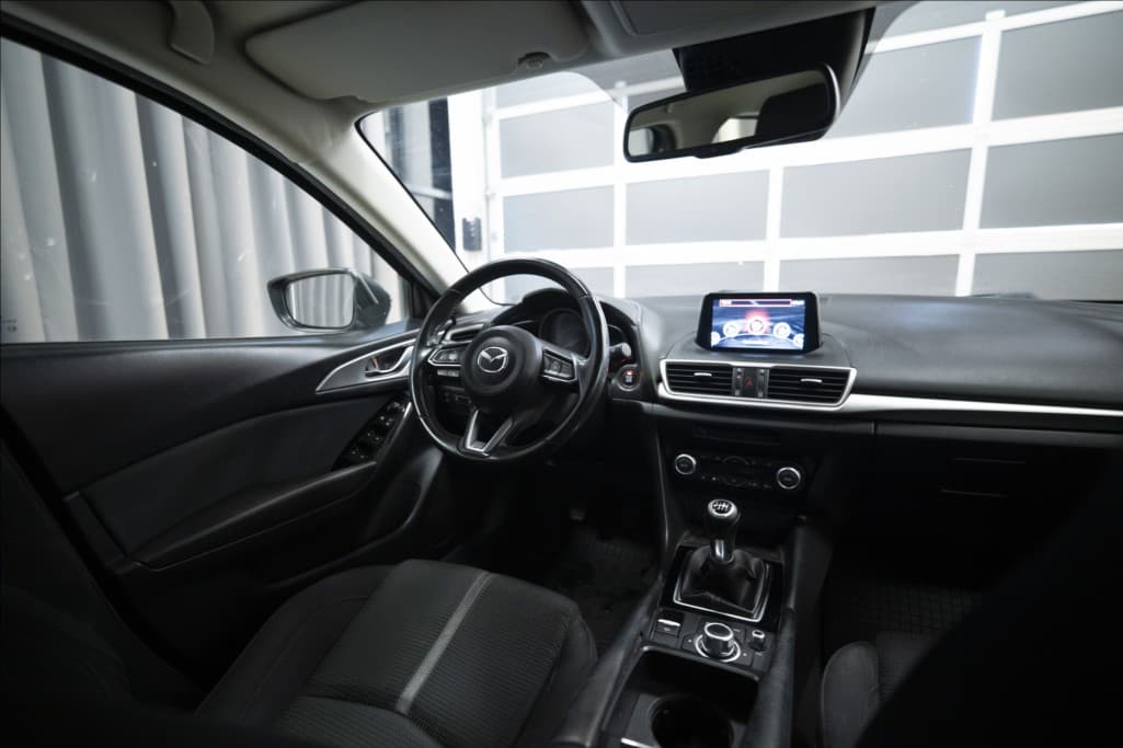 2018 Mazda 3 - 14