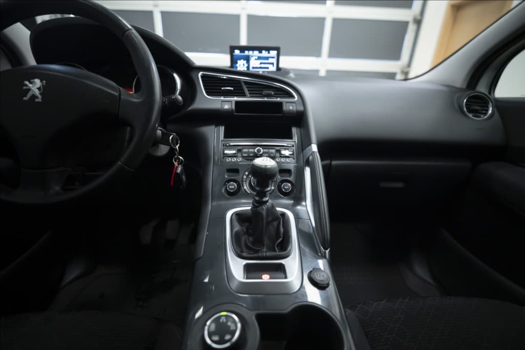 2015 Peugeot 3008 - 15