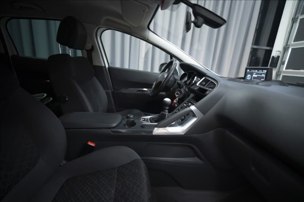 2015 Peugeot 3008 - 9