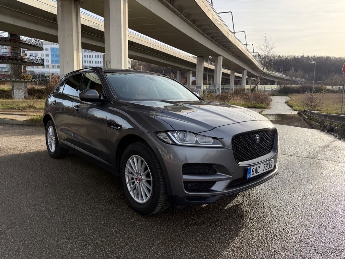2017 Jaguar F-PACE - 3
