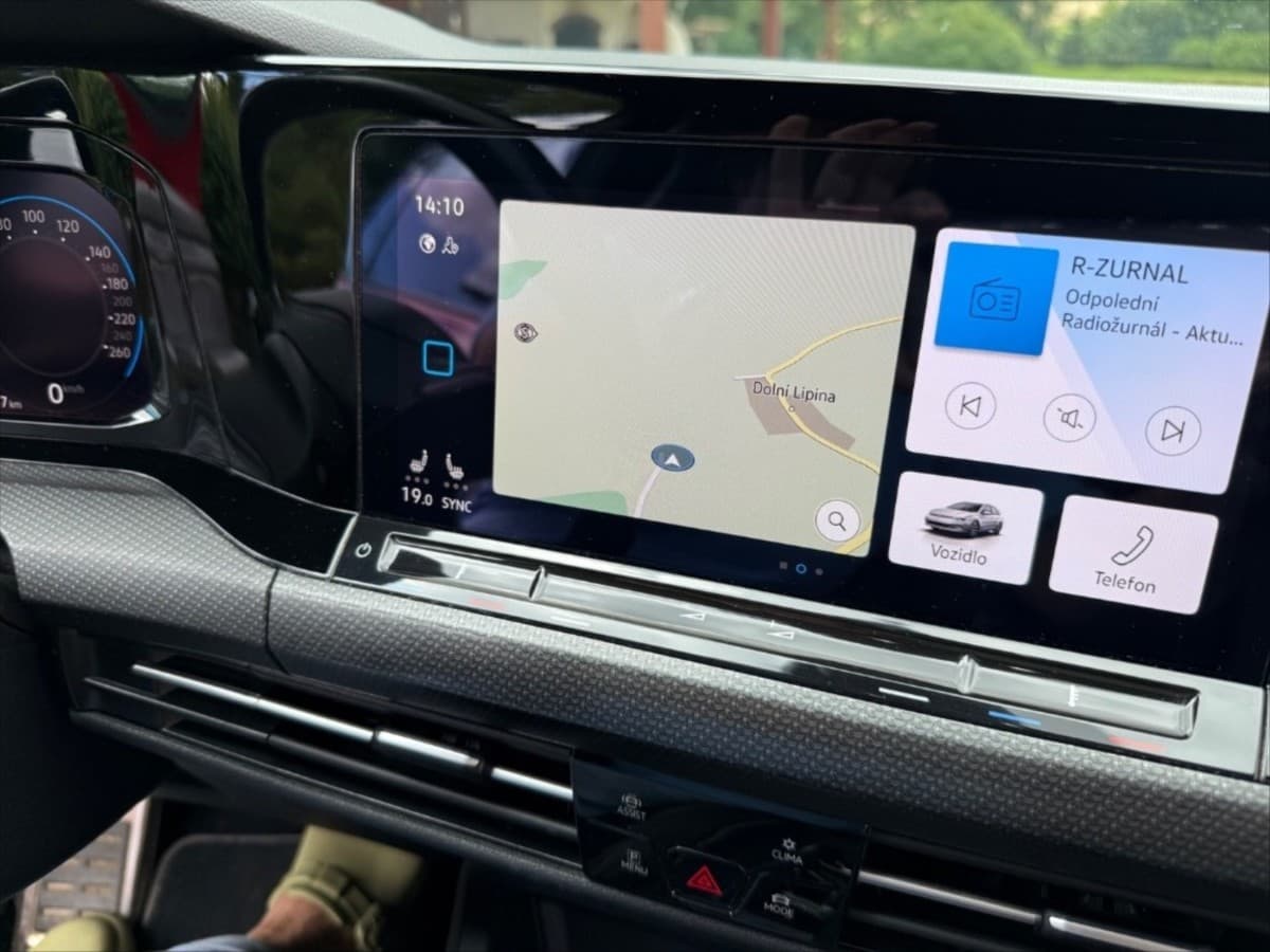 2021 Volkswagen GOLF - 27