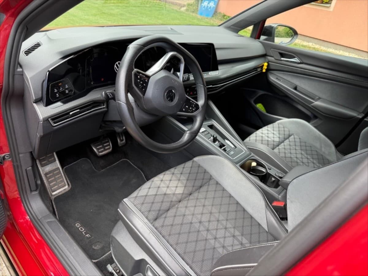 2021 Volkswagen GOLF - 17