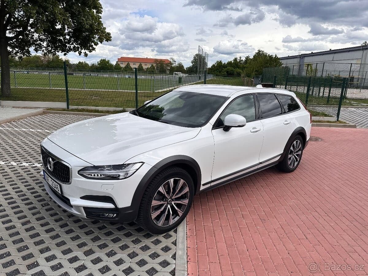 Volvo V90
