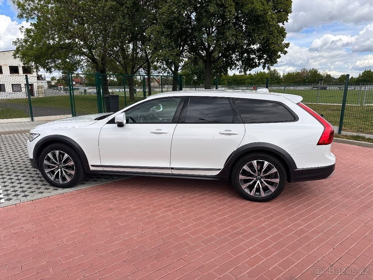 Volvo V90 - 9