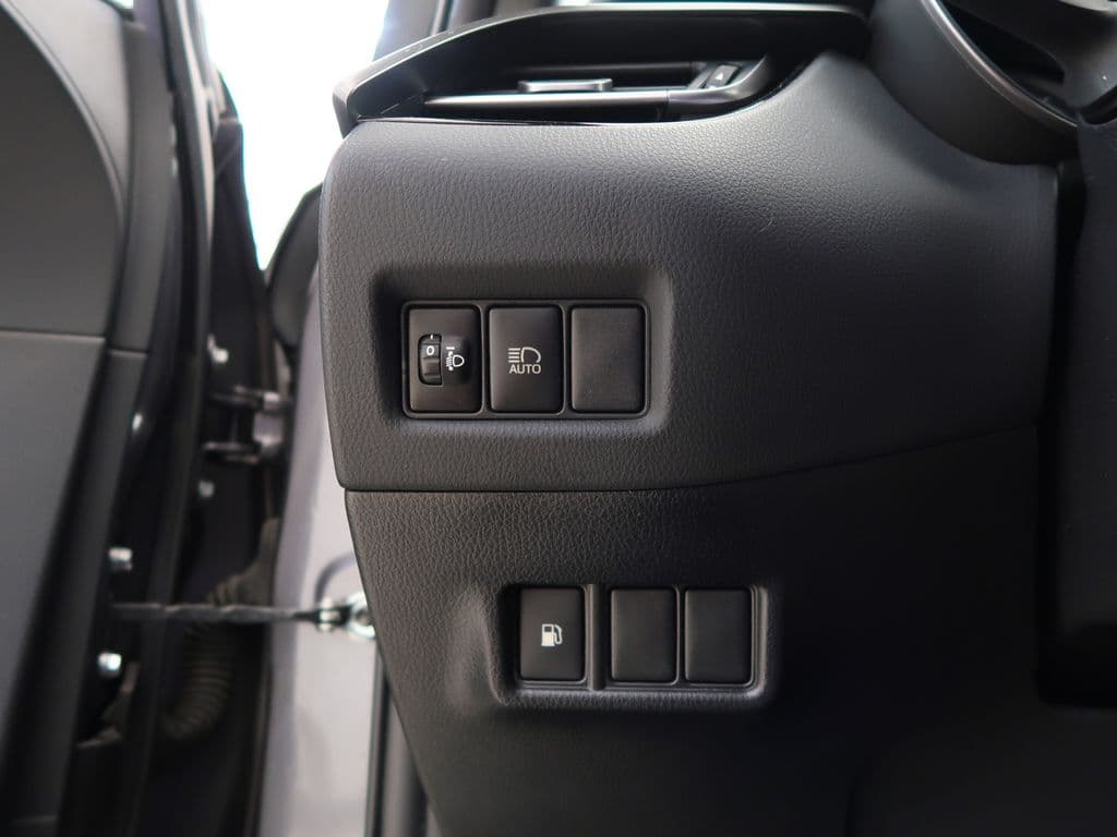 2018 Toyota C-HR - 25