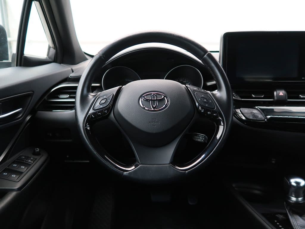 2018 Toyota C-HR - 39