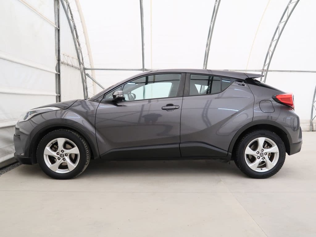 2018 Toyota C-HR - 17