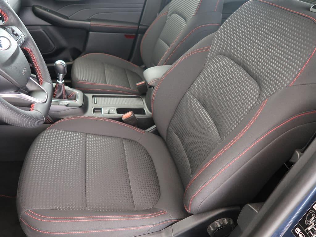 2023 Ford KUGA - 17