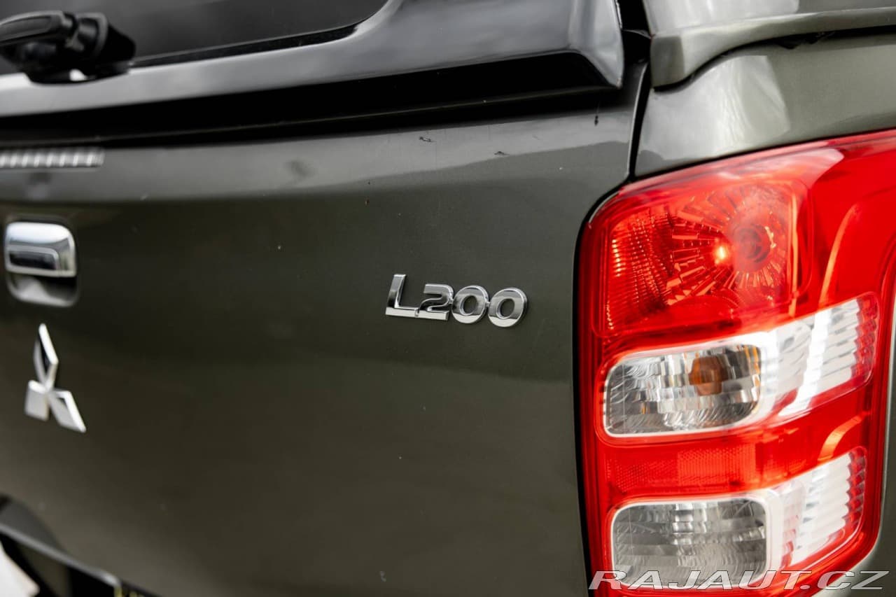 2017 Mitsubishi L200 - 21