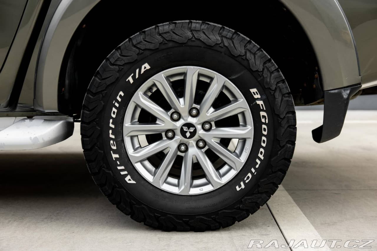 2017 Mitsubishi L200 - 35