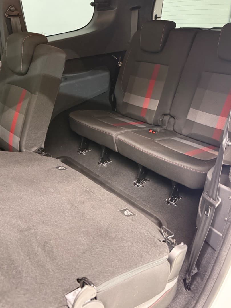 2019 Dacia LODGY - 29