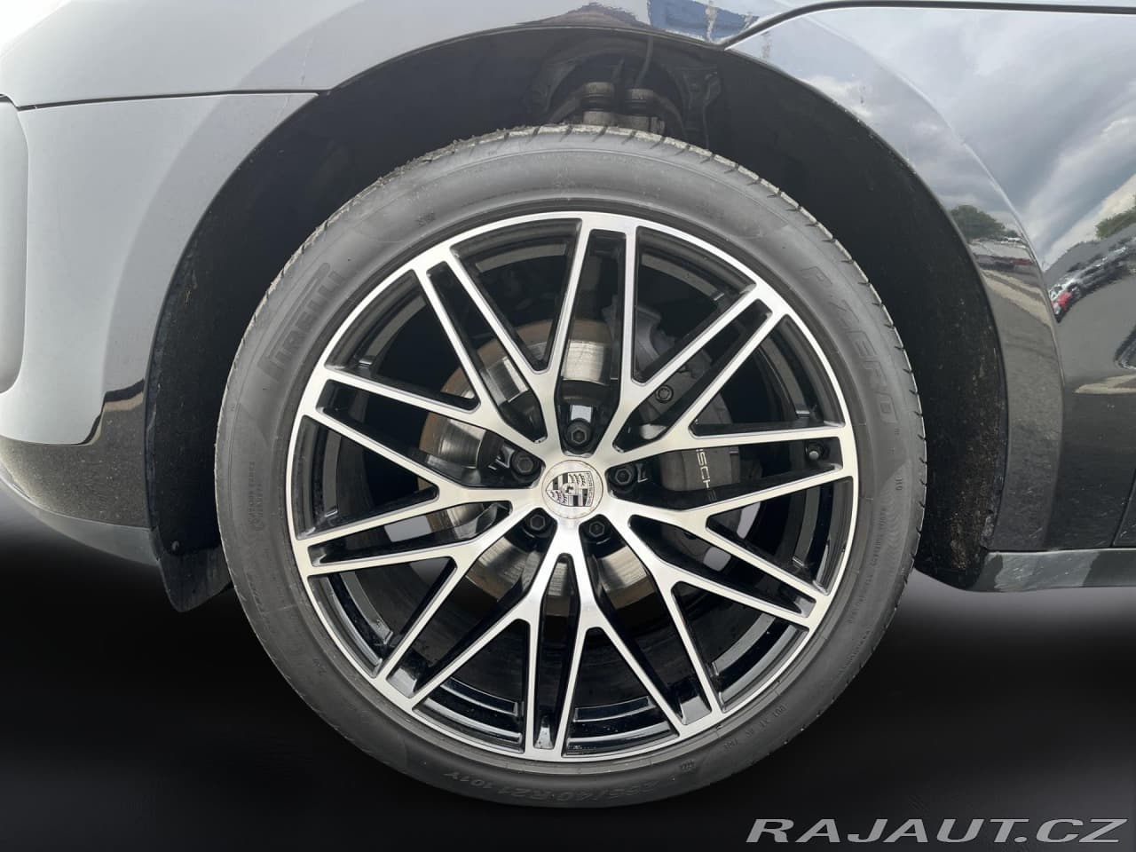 2022 Porsche MACAN - 12