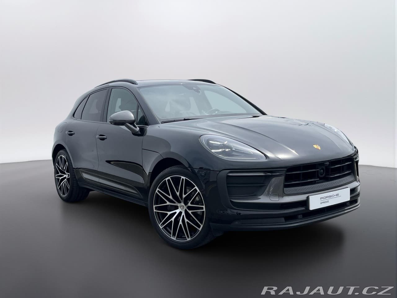 2022 Porsche MACAN - 4
