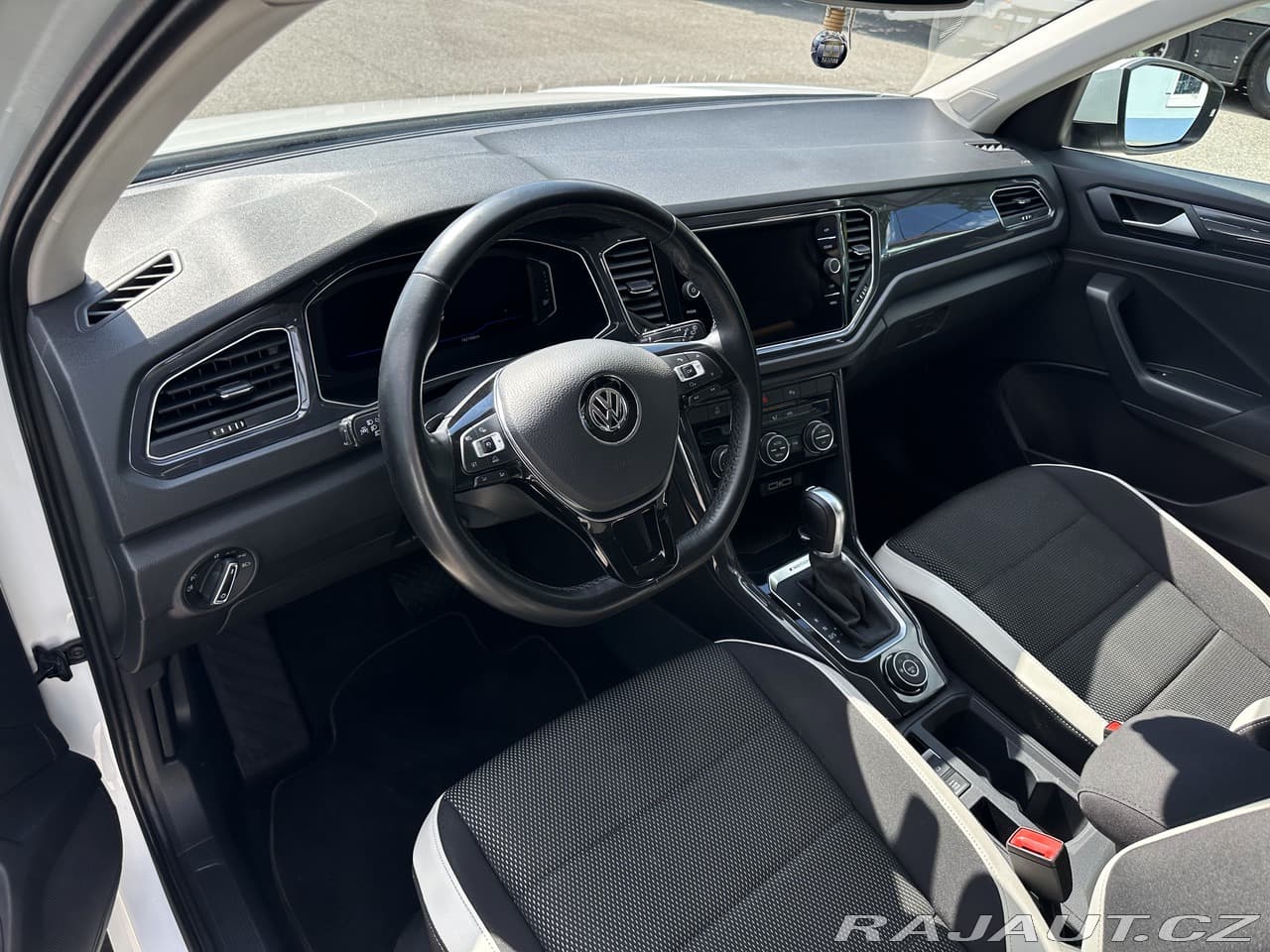 2018 Volkswagen T-ROC - 10