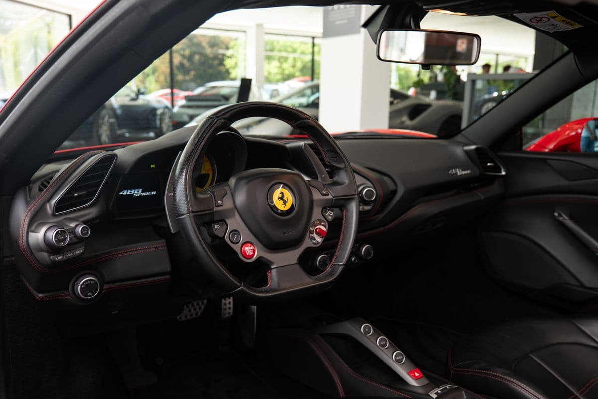 2018 Ferrari 488 - 6