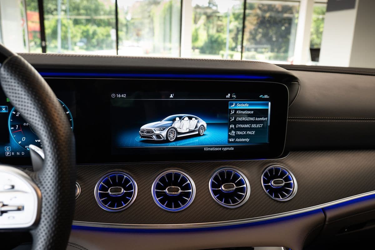 2018 Mercedes-Benz OSTATNÍ - 25