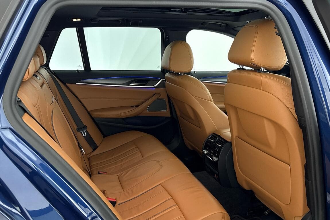 2021 BMW 5-SERIES - 37