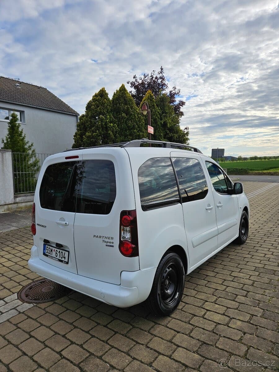 2015 Peugeot PARTNER - 7