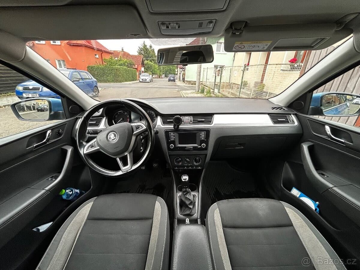Škoda OCTAVIA - 9