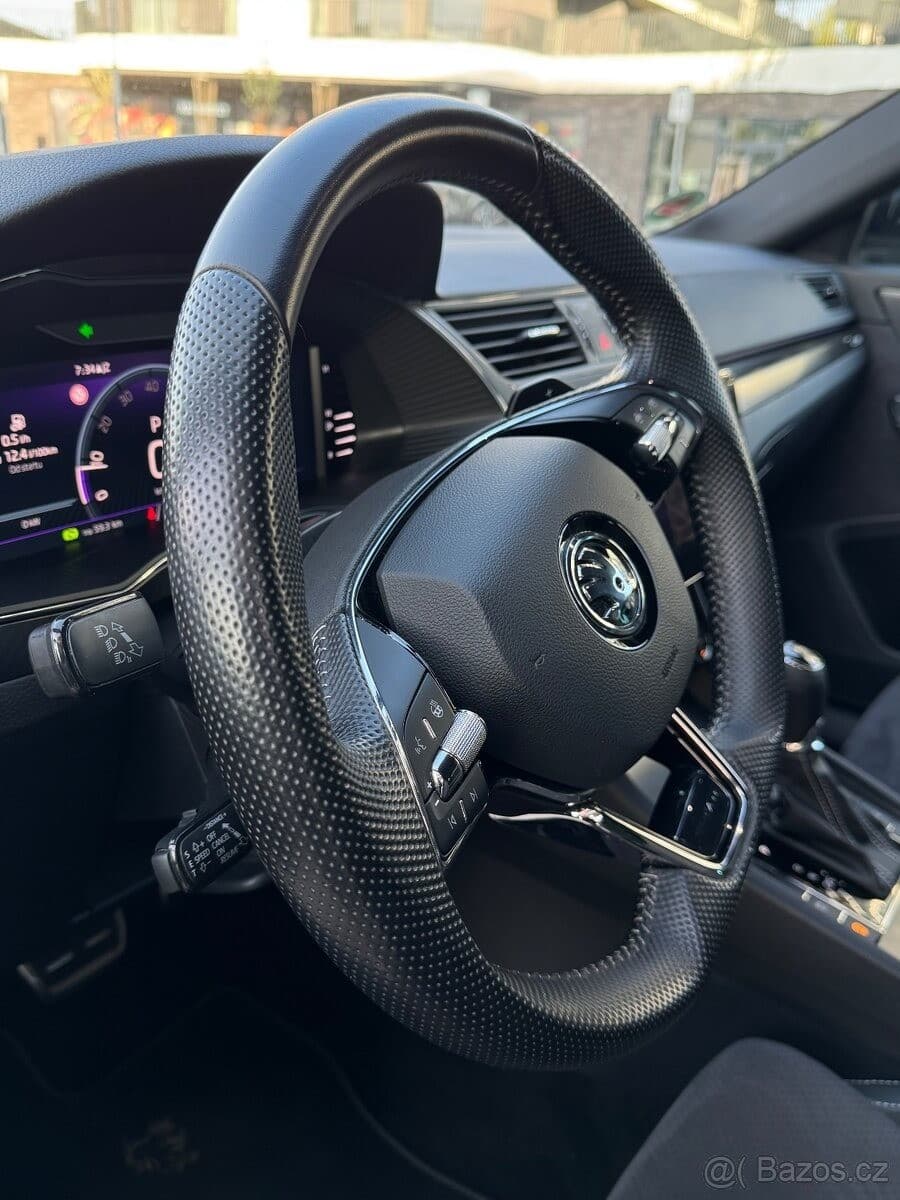 2022 Škoda SUPERB - 13