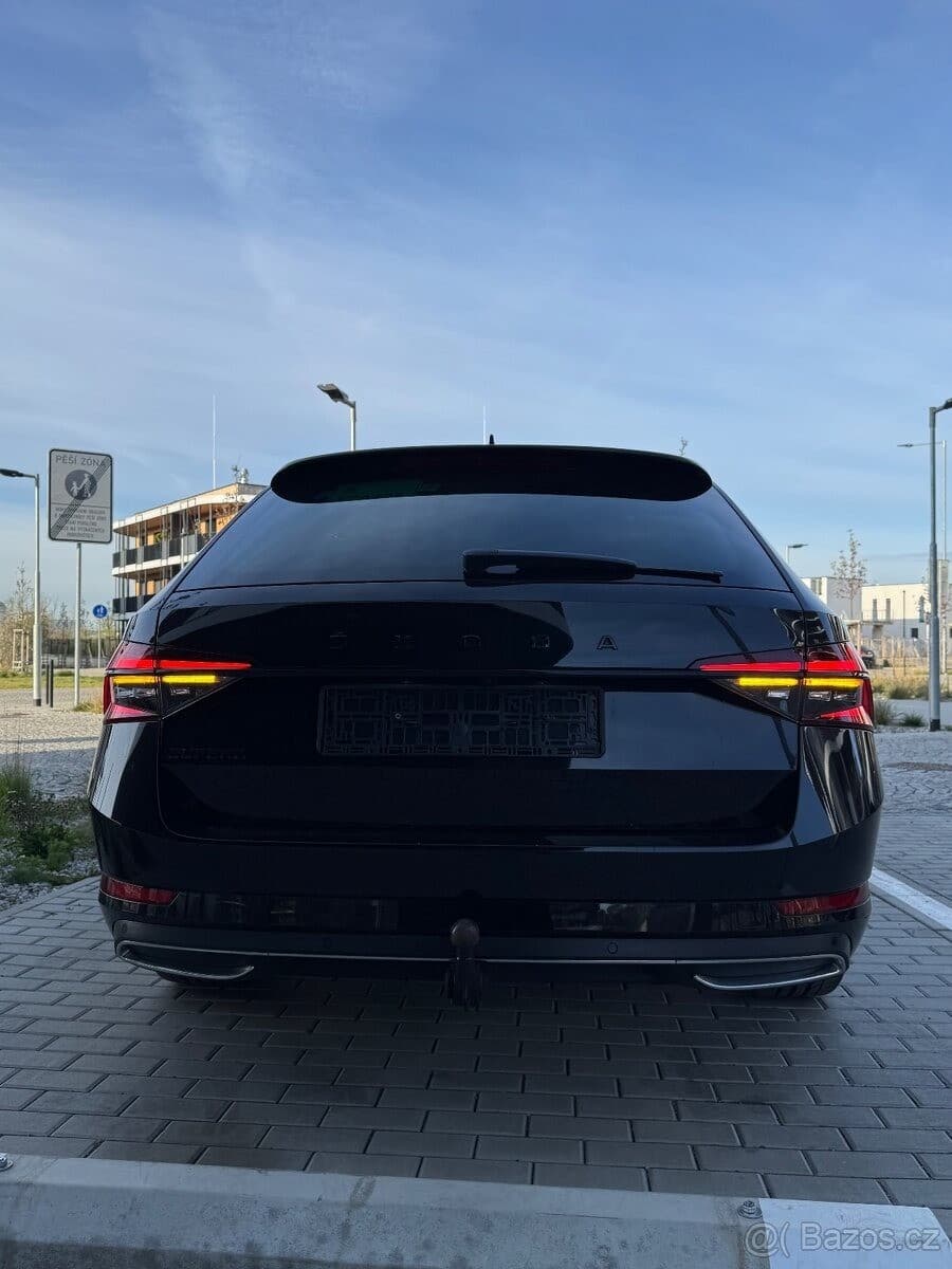 2022 Škoda SUPERB - 15