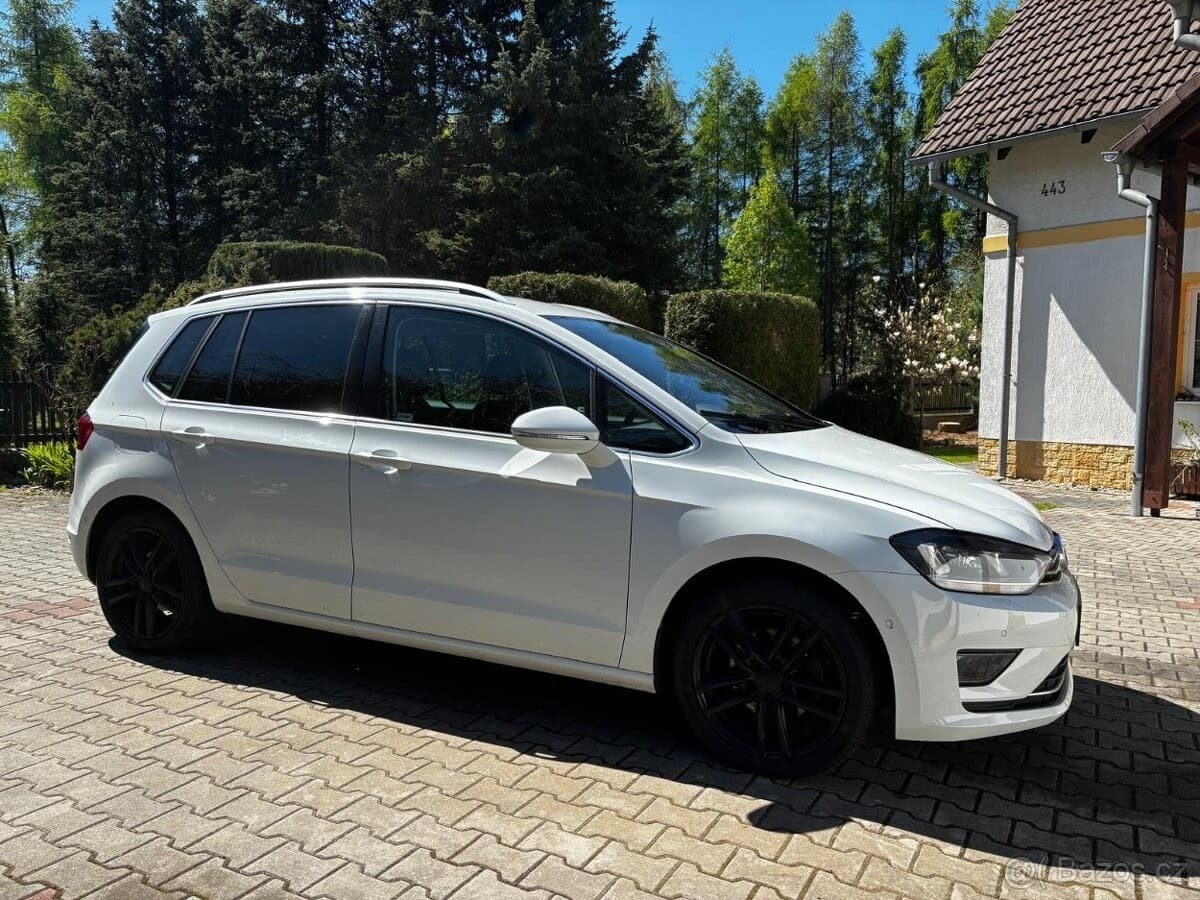 Volkswagen GOLF - 16