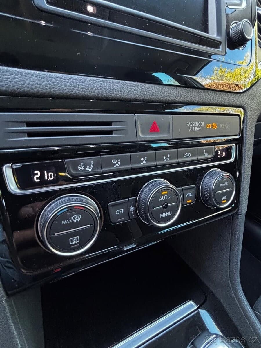 Volkswagen GOLF - 7