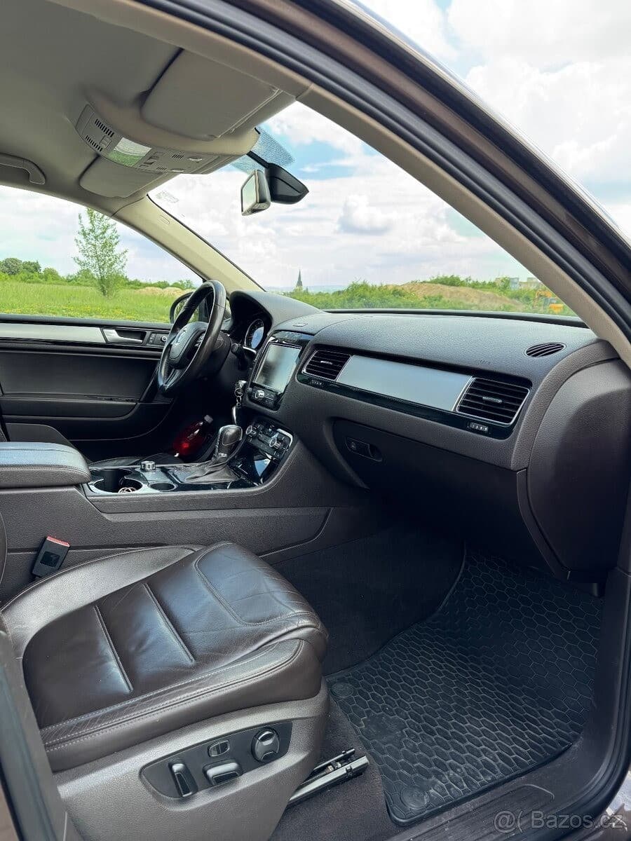Volkswagen TOUAREG - 4