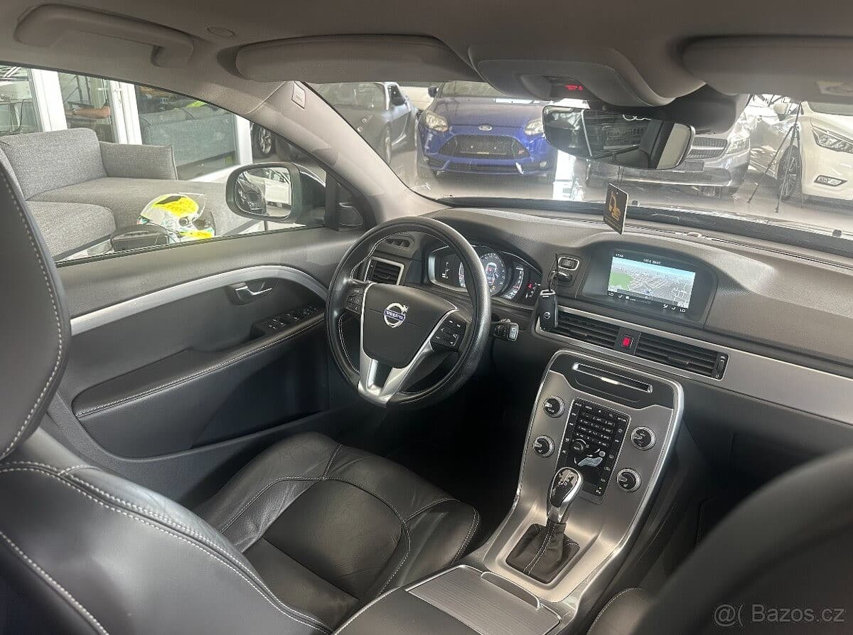 2015 Volvo V70 - 3