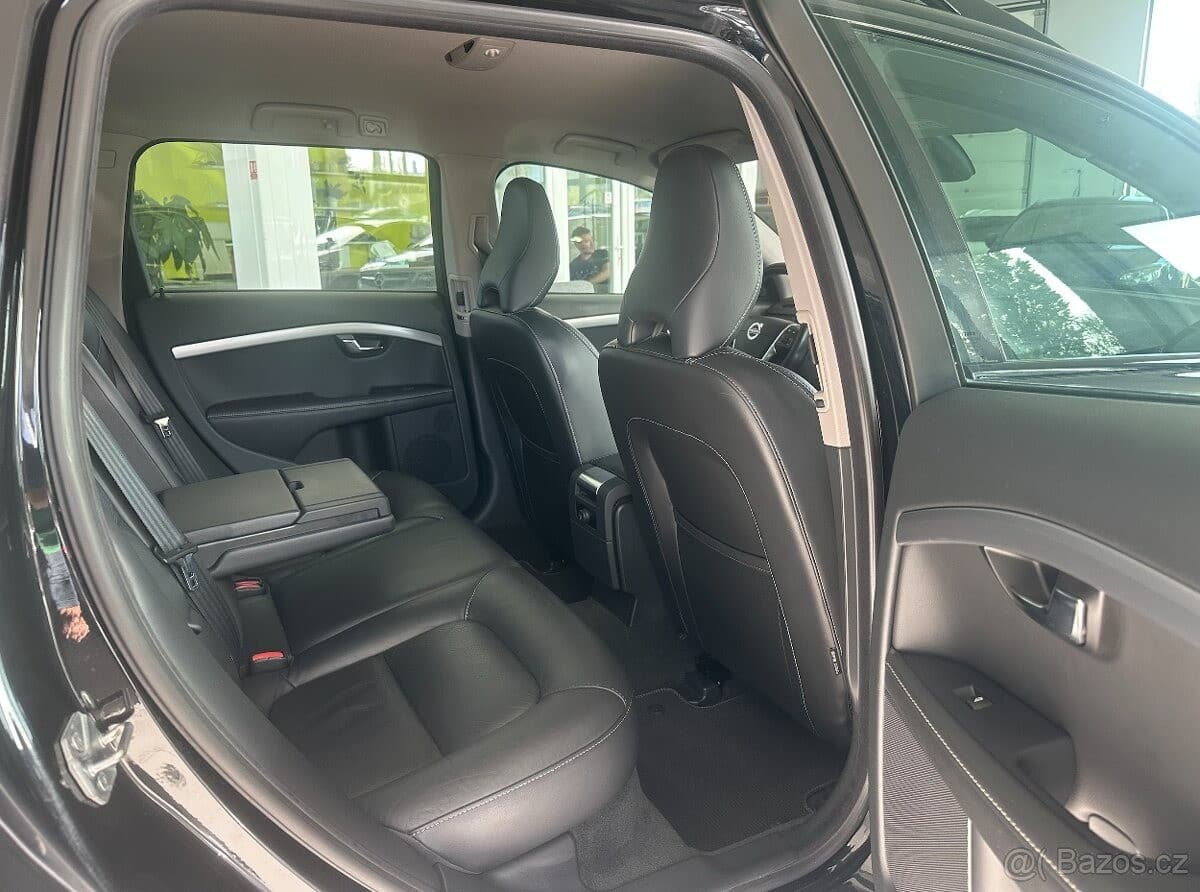 2015 Volvo V70 - 4