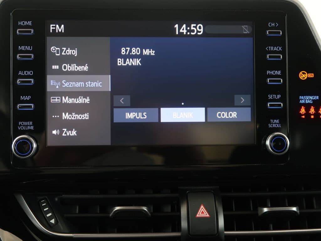 2022 Toyota C-HR - 18