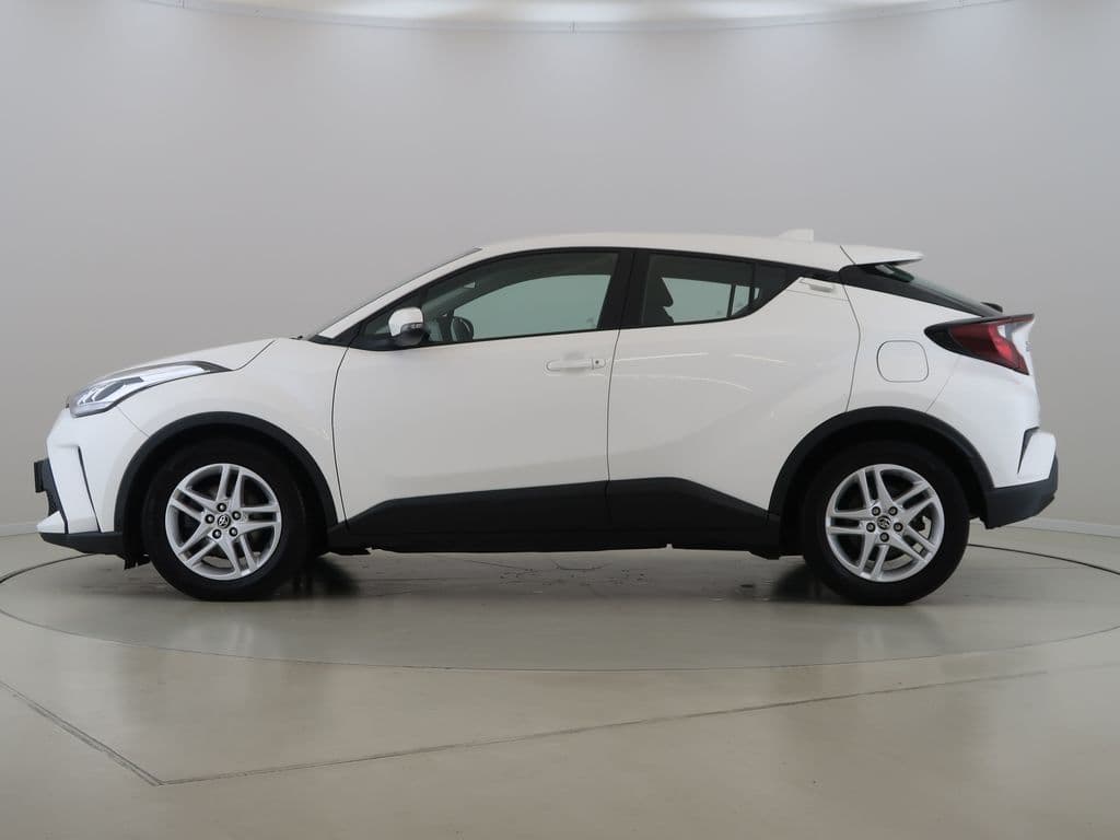 2022 Toyota C-HR - 8