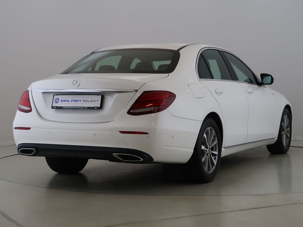 2018 Mercedes-Benz E-CLASS - 5