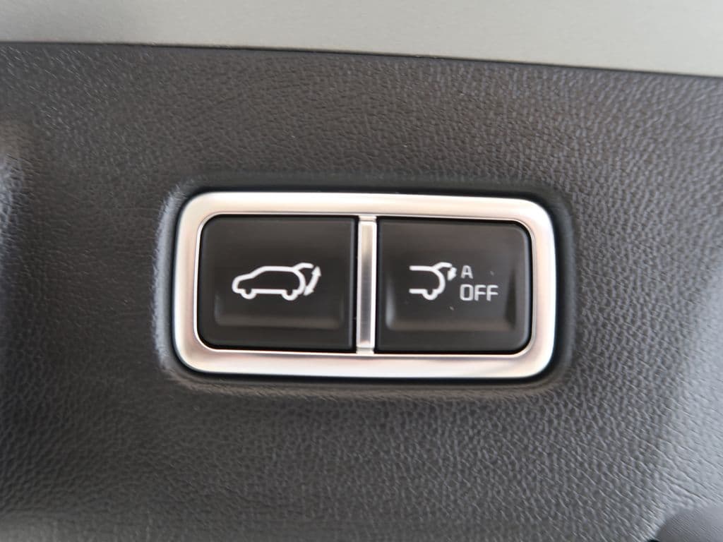 2024 Kia SORENTO - 12