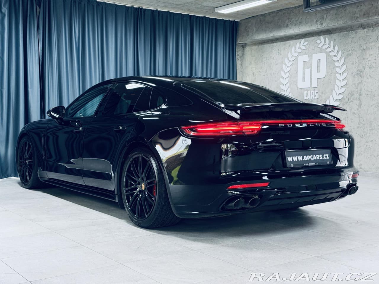 2017 Porsche PANAMERA - 5