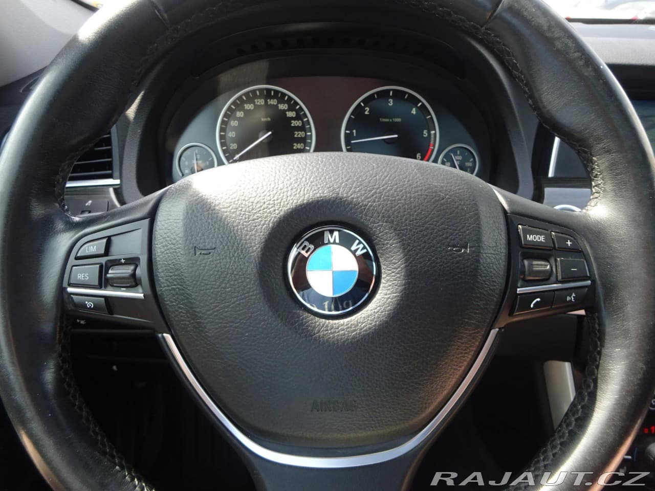 2014 BMW 5-SERIES - 18