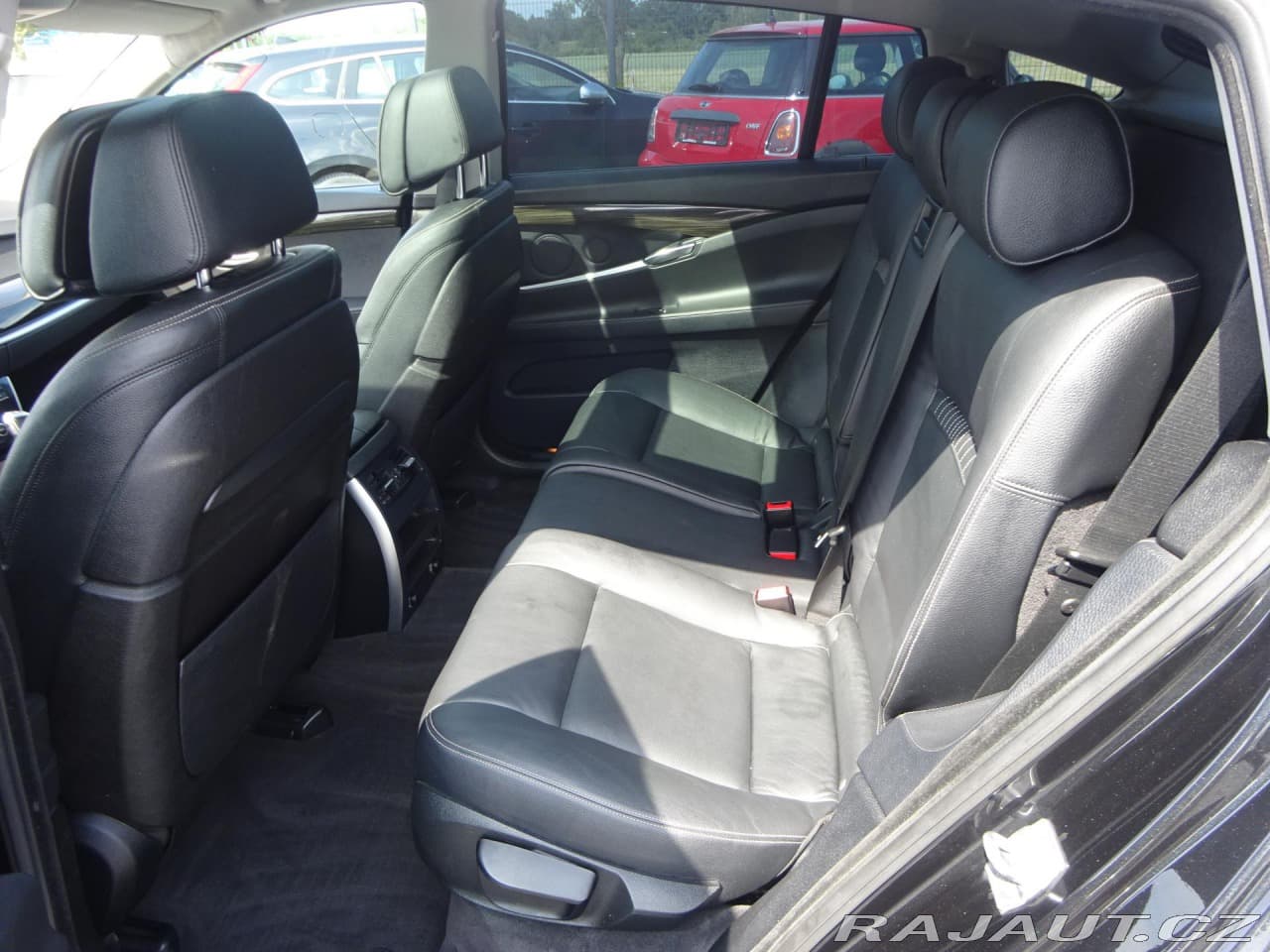 2014 BMW 5-SERIES - 9