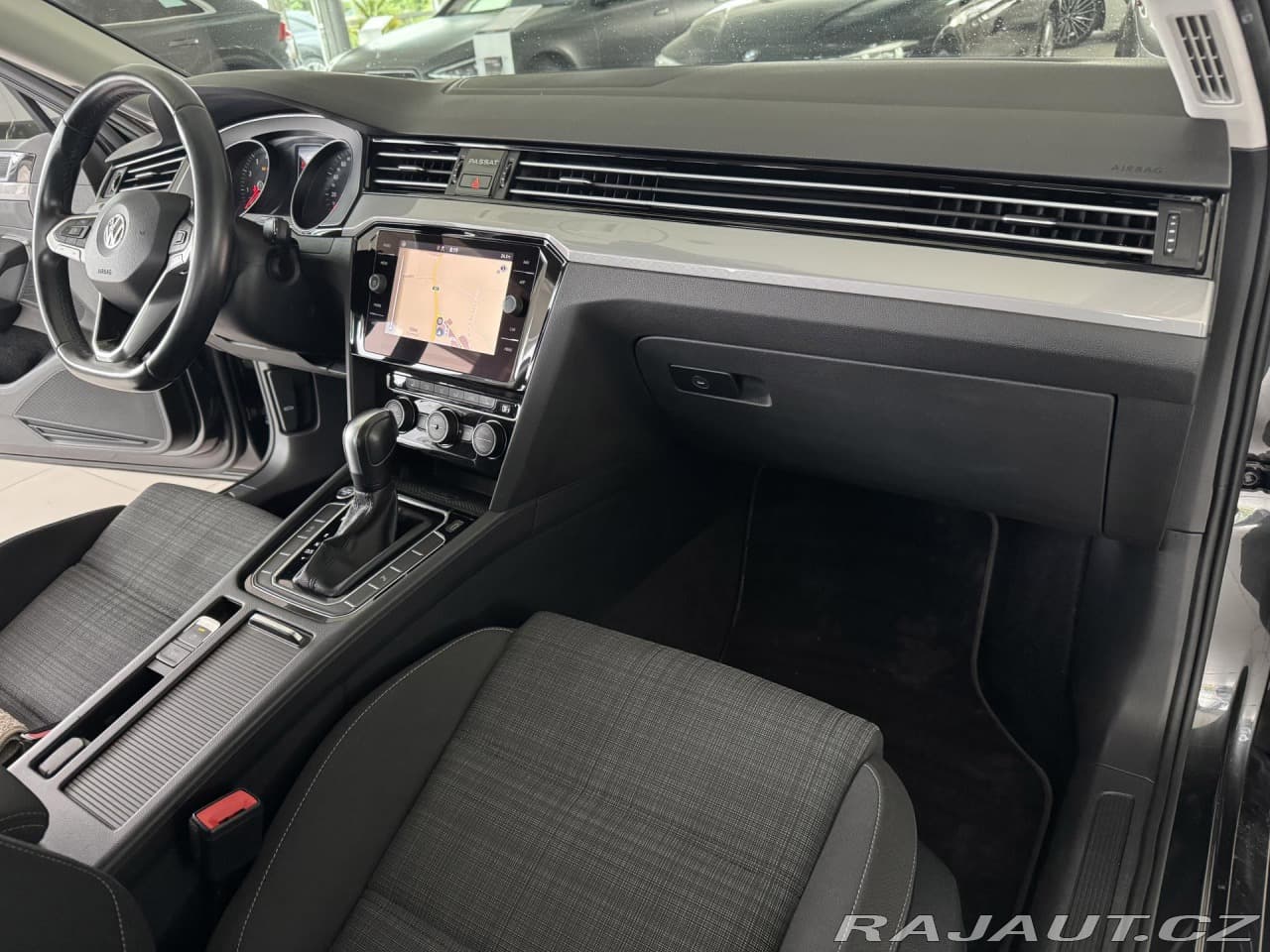 2020 Volkswagen PASSAT - 11