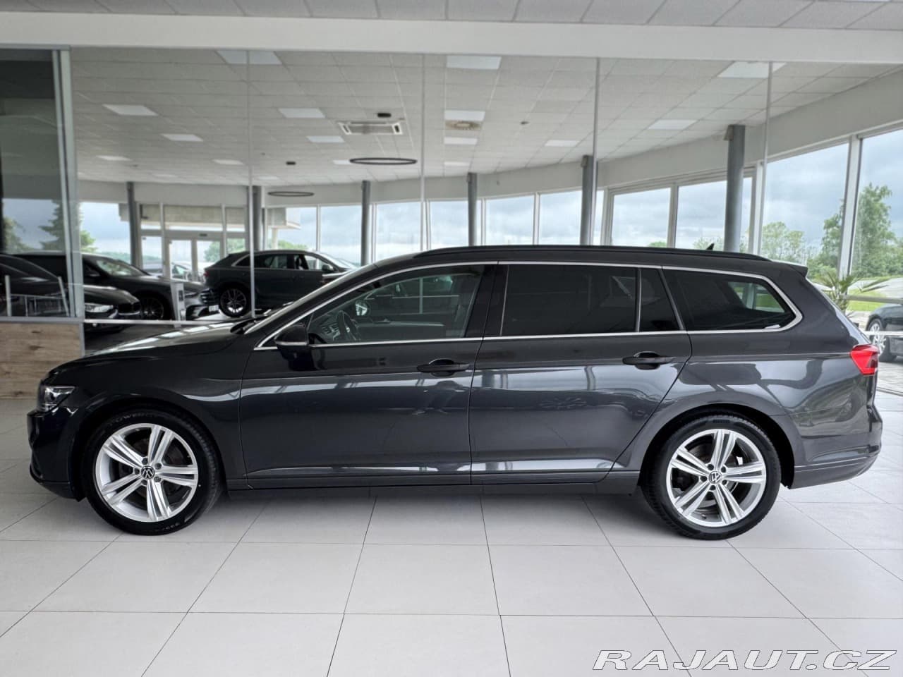 2020 Volkswagen PASSAT - 8
